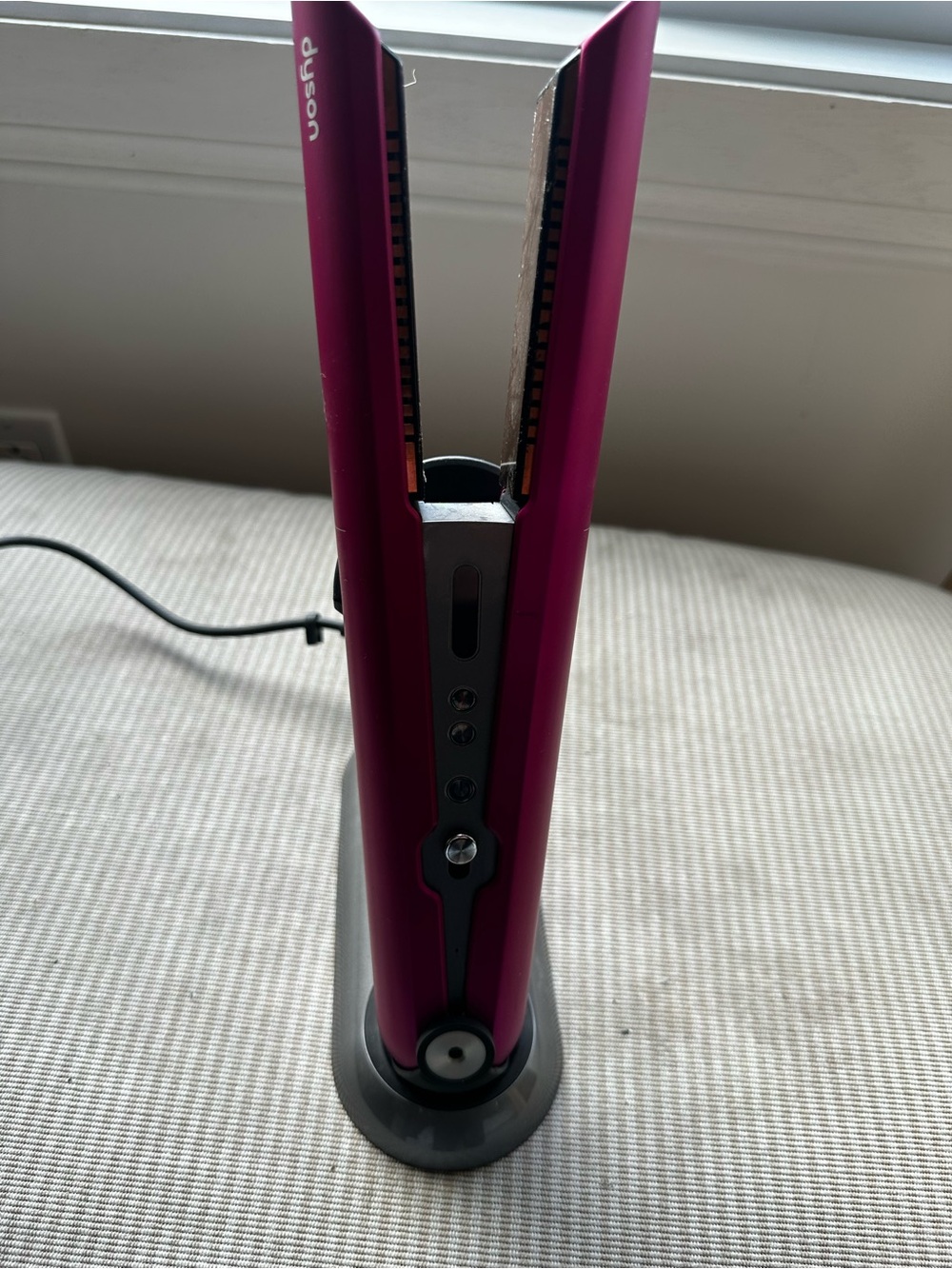 Dyson Corrsle